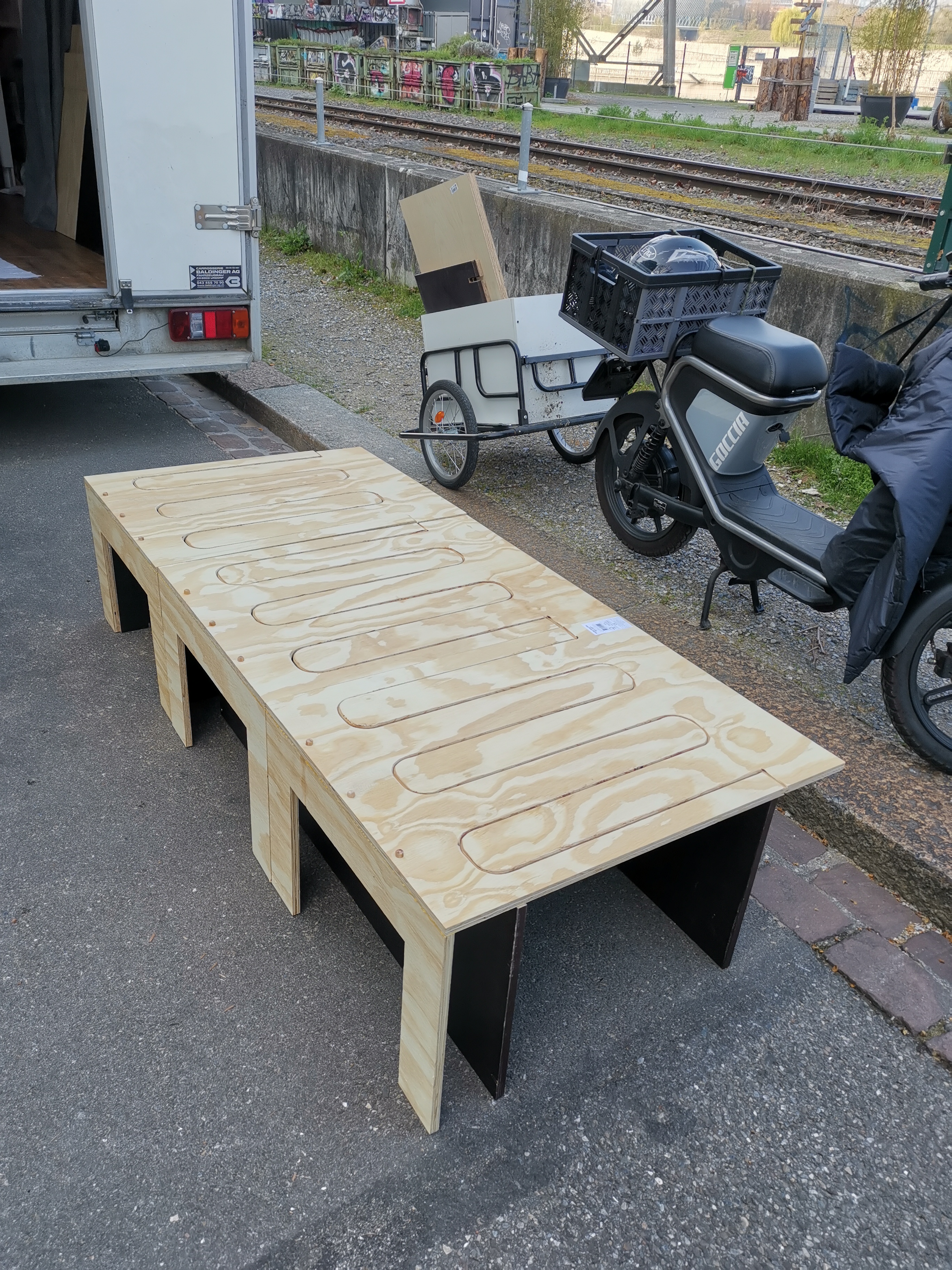 Ausziehbett mit Schwerlastauszug