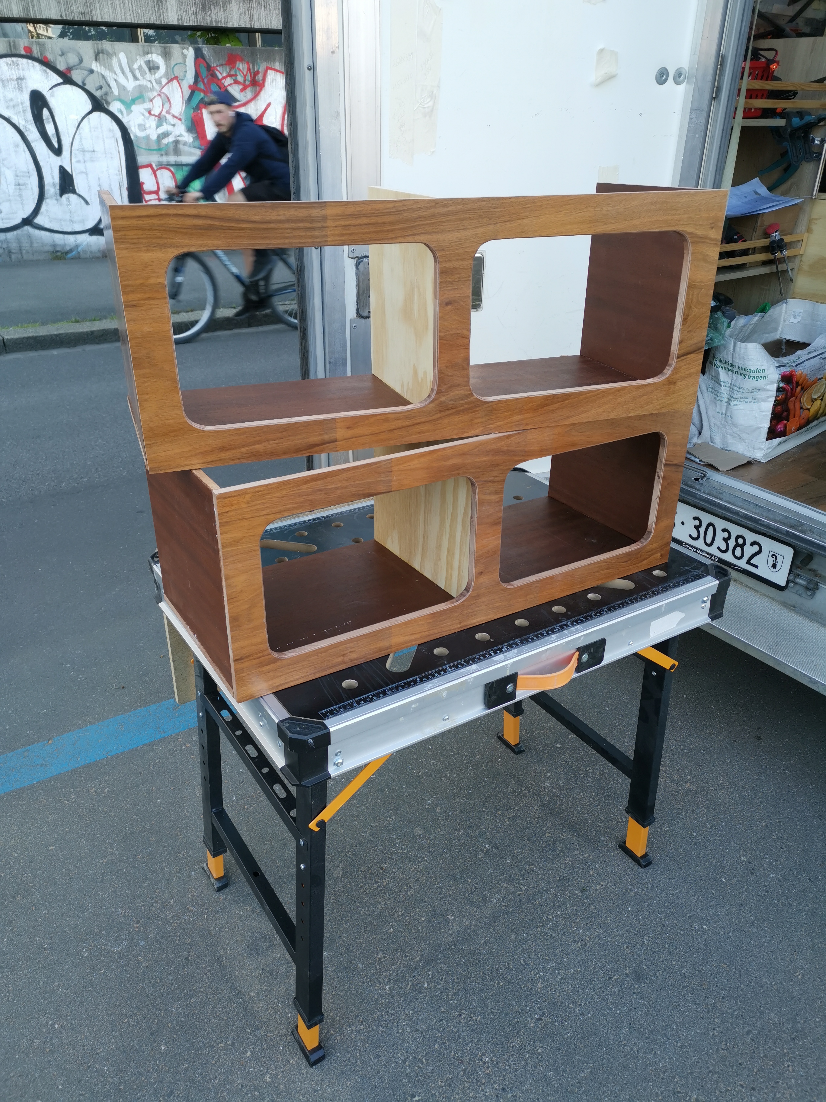 Hochschrank für Camper & Van-Ausbau
