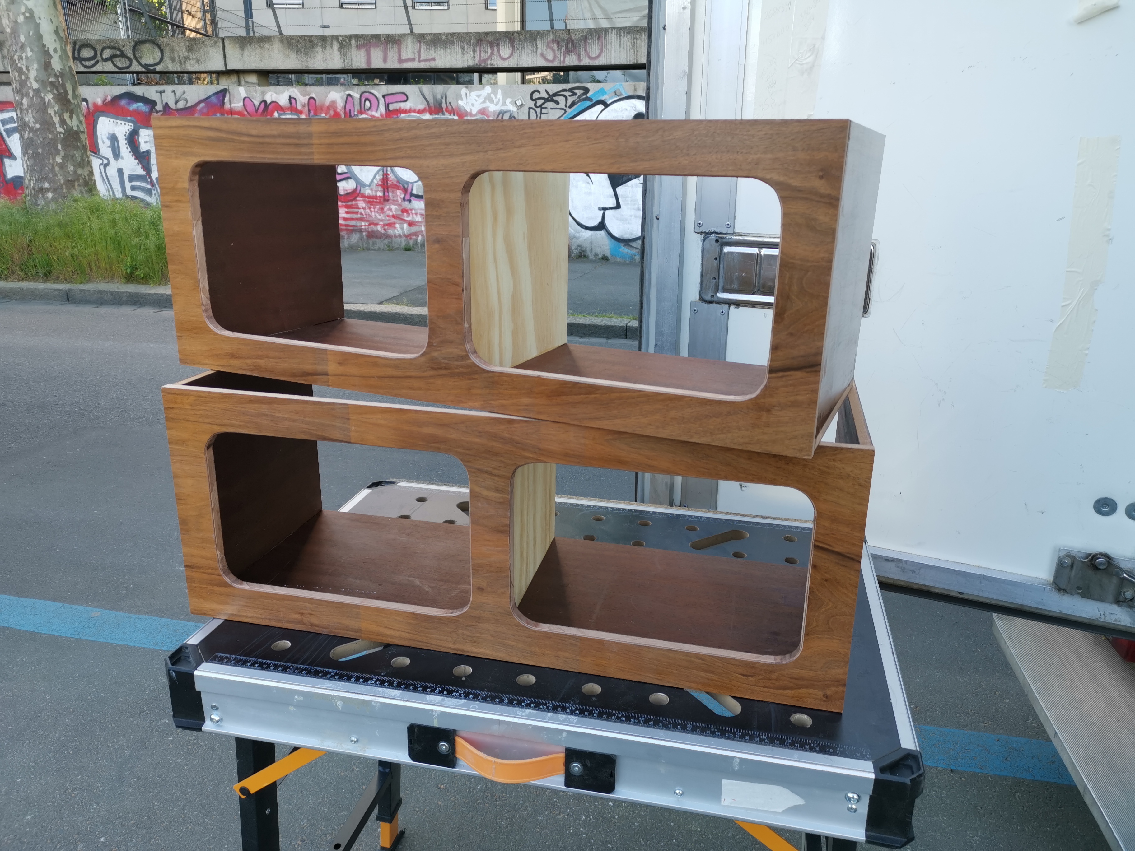 Hochschrank für Camper & Van-Ausbau