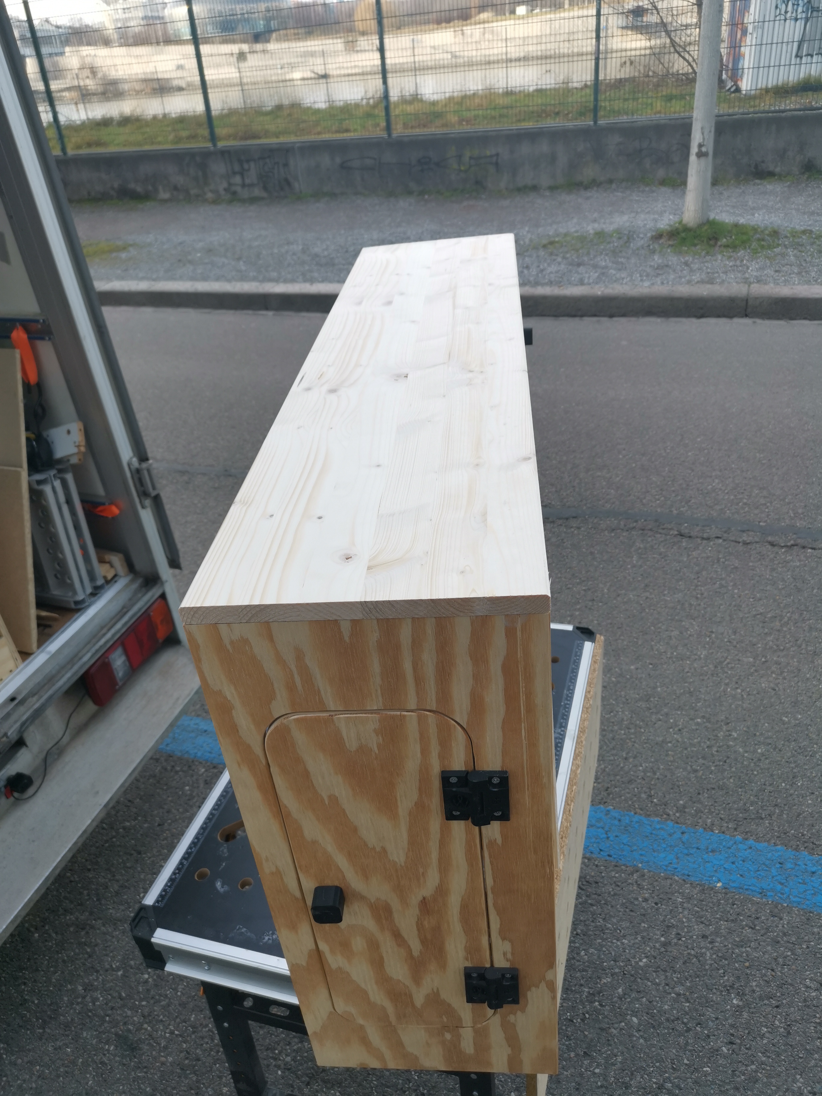 Camper Seitenschrank
